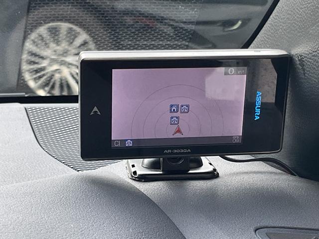 カローラツーリング ハイブリッド　ダブルバイビー　ワンオーナー★純正ディスプレイオーディオ（ナビＴＶ付）★合皮黒ハーフレザー★シートＨ★ハンドルＨ★セーフティセンス★ルーフキャリア★モデリスタスカッフプレート★ブラインドスポット★ＥＴＣ★Ｒカメラ（39枚目）