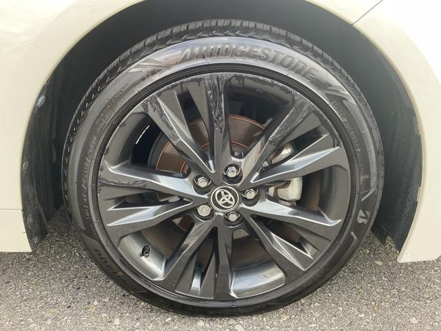 カローラツーリング ハイブリッド　ダブルバイビー　ワンオーナー★純正ディスプレイオーディオ（ナビＴＶ付）★合皮黒ハーフレザー★シートＨ★ハンドルＨ★セーフティセンス★ルーフキャリア★モデリスタスカッフプレート★ブラインドスポット★ＥＴＣ★Ｒカメラ（43枚目）