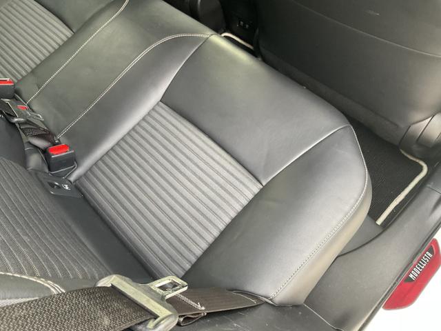 カローラツーリング ハイブリッド　ダブルバイビー　ワンオーナー★純正ディスプレイオーディオ（ナビＴＶ付）★合皮黒ハーフレザー★シートＨ★ハンドルＨ★セーフティセンス★ルーフキャリア★モデリスタスカッフプレート★ブラインドスポット★ＥＴＣ★Ｒカメラ（62枚目）