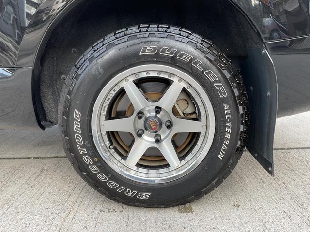 デリカＤ：５ アクティブギア　純正ＳＤナビフルセグＴＶＤＶＤＢＴ★ＭＭＣＳ★ハーフレザー調シート★両側Ｐスラ★クルコン★ＥＴＣ★パドルシフト★社外１６ＡＷ★ドラレコ★スマートキーレスキー★社外マフラー★ＲＦＳカメラ★（12枚目）