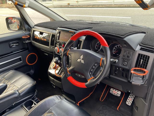 デリカＤ：５ アクティブギア　純正ＳＤナビフルセグＴＶＤＶＤＢＴ★ＭＭＣＳ★ハーフレザー調シート★両側Ｐスラ★クルコン★ＥＴＣ★パドルシフト★社外１６ＡＷ★ドラレコ★スマートキーレスキー★社外マフラー★ＲＦＳカメラ★（18枚目）