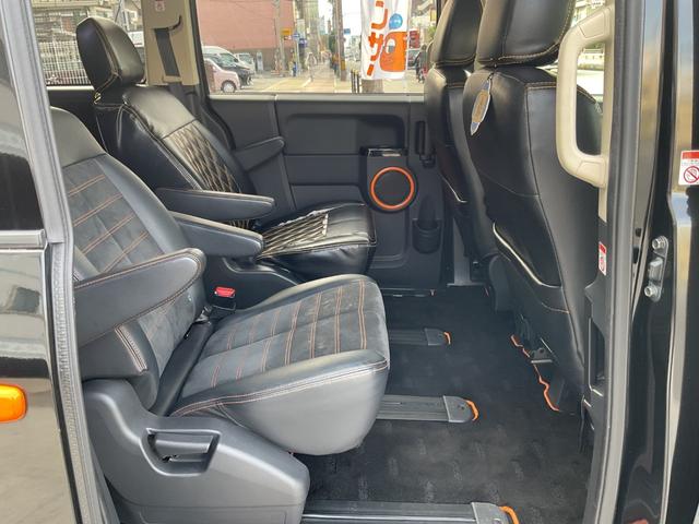 デリカＤ：５ アクティブギア　純正ＳＤナビフルセグＴＶＤＶＤＢＴ★ＭＭＣＳ★ハーフレザー調シート★両側Ｐスラ★クルコン★ＥＴＣ★パドルシフト★社外１６ＡＷ★ドラレコ★スマートキーレスキー★社外マフラー★ＲＦＳカメラ★（26枚目）