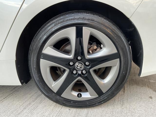 プリウス Ｓツーリングセレクション　ワンオーナー★社外メモリーナビフルセグＴＶ★セーフティセンス★Ｒカメラ★合皮グレーシート★グレー内装★シートＨ★Ｐスタート★スマートキー★純正１７ＡＷ★ステアリングスイッチ★ドラレコ★レーダー（53枚目）