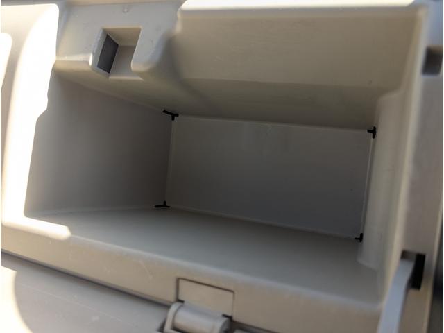 ｅＫクラッシィ Ｌ　阪神タイガースエディション　限定車　阪神優勝記念　日本で１台　コレクターズアイテム　乗降時六甲おろしサウンド（40枚目）