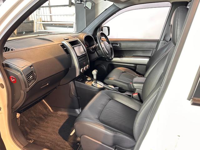エクストレイル ２０Ｘｔｔ　６ヶ月無償保証・距離無制限保証　新品アルミホイール　新品ブロックタイヤ　ルーフキャリア　ナビ　ＴＶ　レザ－シ－ト　Ｂｌｕｅｔｏｏｔｈ　　ＥＴＣ　スマートキー（31枚目）