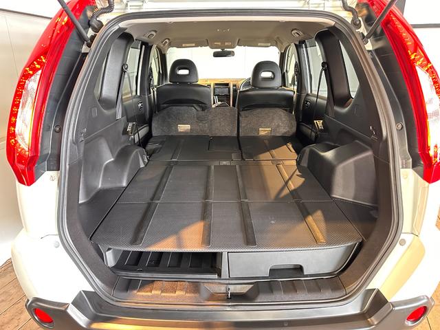 エクストレイル ２０Ｘｔｔ　６ヶ月無償保証・距離無制限保証　新品アルミホイール　新品ブロックタイヤ　ルーフキャリア　ナビ　ＴＶ　レザ－シ－ト　Ｂｌｕｅｔｏｏｔｈ　　ＥＴＣ　スマートキー（69枚目）