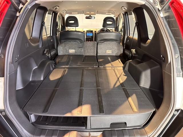 エクストレイル ２０Ｘｔｔ　６ヶ月無償保証・距離無制限保証　新品アルミホイール　新品ブロックタイヤ　ルーフキャリア　ナビ　ＴＶ　レザ－シ－ト　Ｂｌｕｅｔｏｏｔｈ　バックカメラ　ＥＴＣ　スマートキー（74枚目）