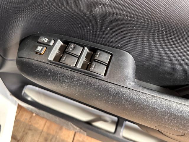 プロボックス Ｆ　カスタム　６ヶ月無償保証・距離無制限保証　新品ＴＯＹＯブロックタイヤ　ナビ　ＥＴＣ　マットブラックペイント　フロントグリルグリル　ルーフキャリア　ＥＴＣ　オープンカントリーＲＴ　ＴＯＹＯＴＡエンブレム（44枚目）