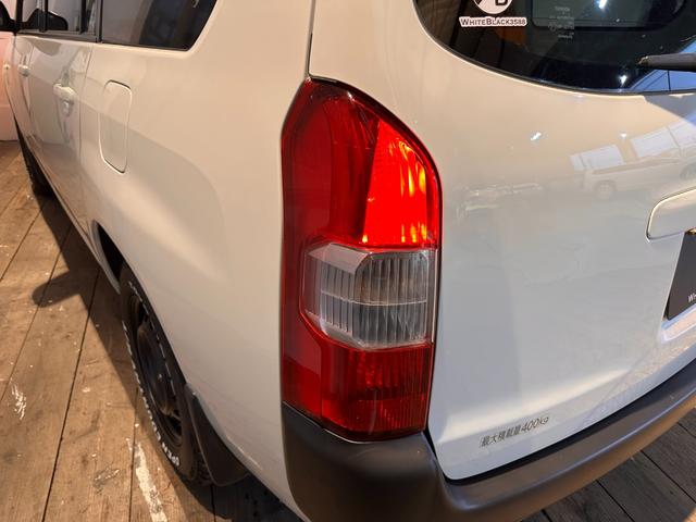 プロボックス GL 新品TOYOタイヤ/タコマ風LED/6ヶ月無償保証・距離無制限保証 ナビ ETC Bluetooth ブロックタイヤ マットブラックペイント タコマルックLED TOYOTAエンブレム ルーフキャリア(33枚目)