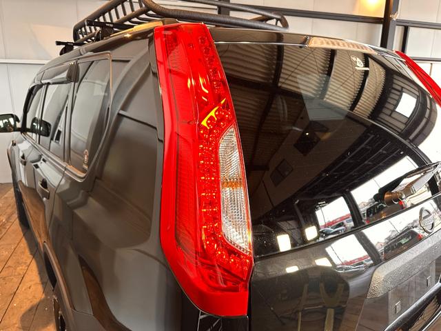 エクストレイル 20Xtt ナビ リフトアップ アルミホイル ルーフラック 6ヶ月無償保証・距離無制限保証 ブロックタイヤ ルーフキャリア TV レザ-シ-ト Bluetooth ETC スマートキー NISSANエンブレム(57枚目)