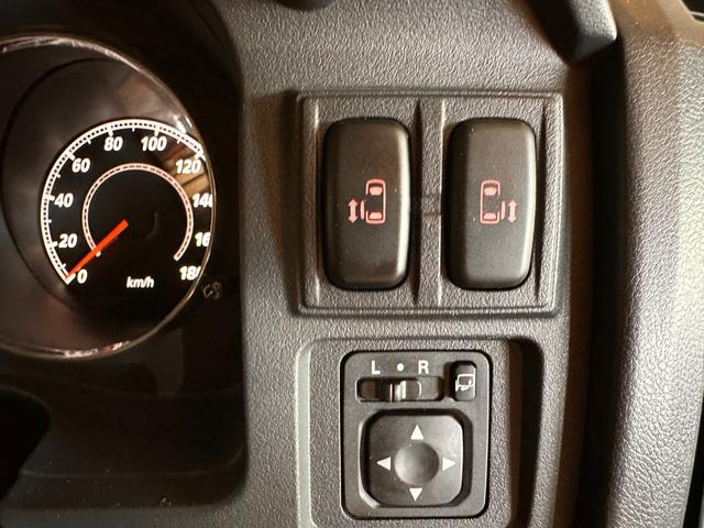 デリカD:5 G パワーパッケージ 6新品バンパーガード 新品アルミタイヤ 6ヶ月無償保証・距離無制限保証 ワンオーナー ナビ リアビジョンモニター ETC 両側パワ-スライドドア Bluetooth バックカメラ デリカD5カスタム(42枚目)