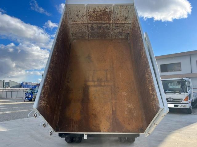 フォワード 　平成２４年式　ＳＫＧ－ＦＲＲ９０Ｓ１　土砂禁（深）ダンプ　いすゞフォワード　最大積載量：３１００ｋｇ　荷台後ろ片開き（56枚目）