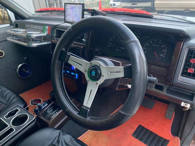 ダットサントラック ロングGL NOX適合 US仕様 シェル付き公認 フェンダートリム 社外アルミホイール シートカバー ナビ ETC ウーファー ノーズブラ ローライダー(27枚目)