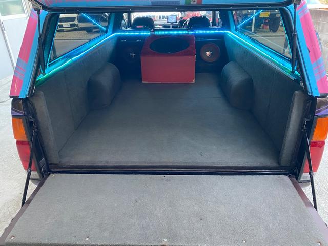 ダットサントラック ロングGL NOX適合 US仕様 シェル付き公認 フェンダートリム 社外アルミホイール シートカバー ナビ ETC ウーファー ノーズブラ ローライダー(43枚目)