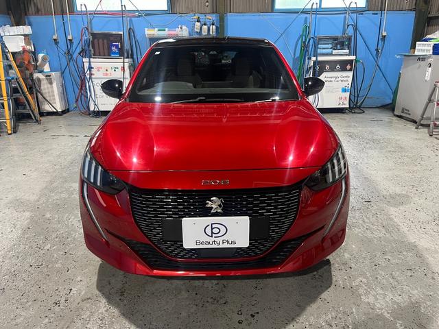 ２０８ ＧＴライン　ワンオーナー車　ディーラーメンテ車　パノラミックガラスルーフ　カープレイ　Ｂカメラ　フルＬＥＤヘッドライト　純正１７インチＡＷ　ハーフレザー　セーフティブレーキ　レーンキープ　ＢＳＭ　ＥＴＣ　禁煙車（2枚目）