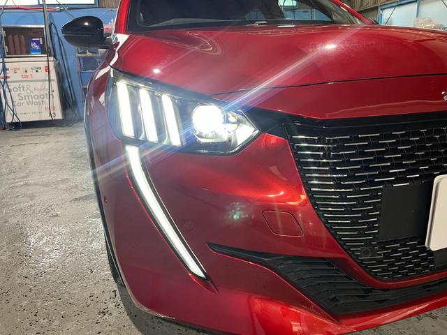 ２０８ ＧＴライン　ワンオーナー車　ディーラーメンテ車　パノラミックガラスルーフ　カープレイ　Ｂカメラ　フルＬＥＤヘッドライト　純正１７インチＡＷ　ハーフレザー　セーフティブレーキ　レーンキープ　ＢＳＭ　ＥＴＣ　禁煙車（17枚目）