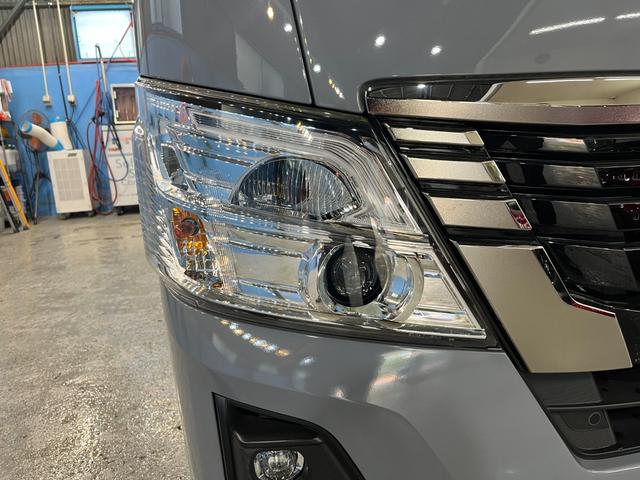 キャラバン ロンググランドプレミアムＧＸ　ワンオーナー車　ベッドキット　パワースライドドア　純正ディスプレイオーディオ　アラウンドビューモニター　全方位運転支援システム　ＬＥＤヘッド　ＭＡＤＣＲＯＳＳ１５インチＡＷ　ハーフレザー　リアクーラー（18枚目）