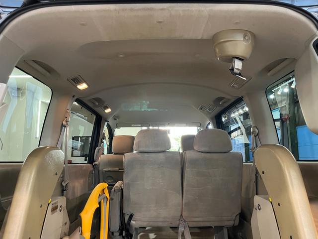 セレナ ２０Ｓチェアキャブリフタータイプ　チェアキャブリフタータイプ　ユーザー買取車　６人乗り　社外ナビ　バックカメラ　両側パワースライドドア　運転席電動サイドステップ　パワーバックドア　ドライブレコーダー　ＥＴＣ　スマートキー　禁煙車（35枚目）