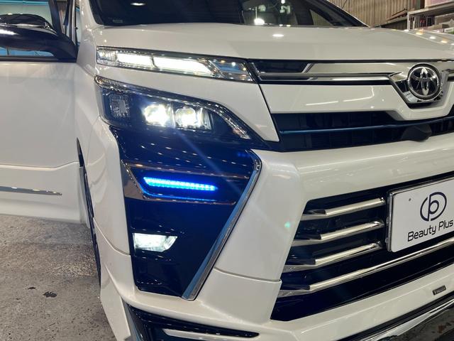 ヴォクシー ハイブリッドZS 煌III ワンオーナー車 モデリスタエアロパーツ アルパイン11インチナビ アルパインフリップダウンM フルセグ バックカメラ セーフティセンス 純正16インチAW LEDヘッド ハーフレザー シートヒーター(17枚目)