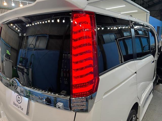 ヴォクシー ハイブリッドZS 煌III ワンオーナー車 モデリスタエアロパーツ アルパイン11インチナビ アルパインフリップダウンM フルセグ バックカメラ セーフティセンス 純正16インチAW LEDヘッド ハーフレザー シートヒーター(18枚目)