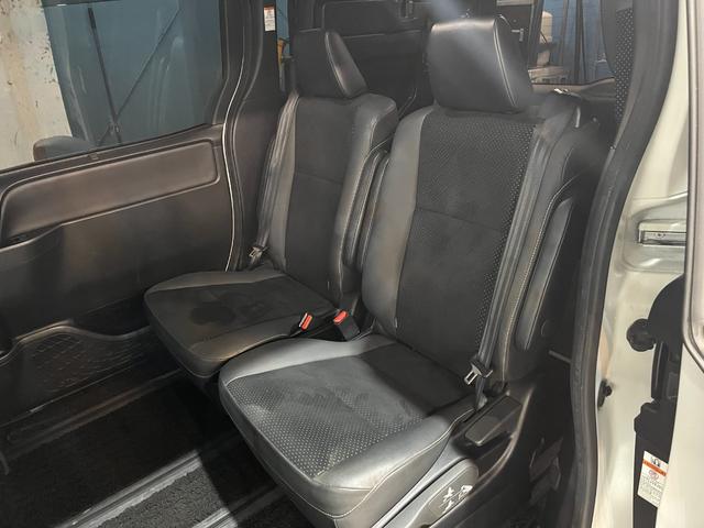 ヴォクシー ハイブリッドZS 煌III ワンオーナー車 モデリスタエアロパーツ アルパイン11インチナビ アルパインフリップダウンM フルセグ バックカメラ セーフティセンス 純正16インチAW LEDヘッド ハーフレザー シートヒーター(30枚目)