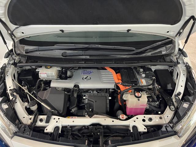 ヴォクシー ハイブリッドZS 煌III ワンオーナー車 モデリスタエアロパーツ アルパイン11インチナビ アルパインフリップダウンM フルセグ バックカメラ セーフティセンス 純正16インチAW LEDヘッド ハーフレザー シートヒーター(40枚目)