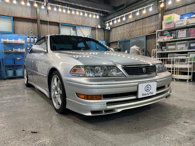 マークII ツアラーＶ　純正５速ＭＴ　１ＪＺエンジン　Ｒ５年４月３６７５４７キロ時タイベル交換シール有り　ＨＫＳ車高調　社外１７インチＡＷ　純正エアロパーツ　ＨＩＤヘッドライト　ターボタイマー　ＥＴＣ　キーレス　禁煙車（11枚目）