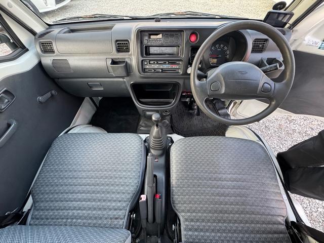 ハイゼットトラック エアコン・パワステ　スペシャル　ワンオーナー／ＥＴＣ／アルミホイール／５速マニュアル／タイミングチェーン／ドライブレコーダー／運転席エアバッグ／軽トラ／最大積載量３５０ｋｇ（4枚目）