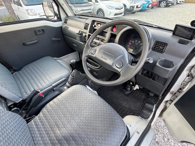 ハイゼットトラック エアコン・パワステ　スペシャル　ワンオーナー／ＥＴＣ／アルミホイール／５速マニュアル／タイミングチェーン／ドライブレコーダー／運転席エアバッグ／軽トラ／最大積載量３５０ｋｇ（6枚目）
