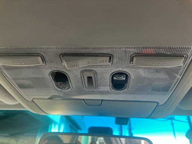 セドリック ３００ＬＸ　Ｓパッケージ　本革パワーシート　サンルーフ　走行距離６００００Ｋ台（22枚目）