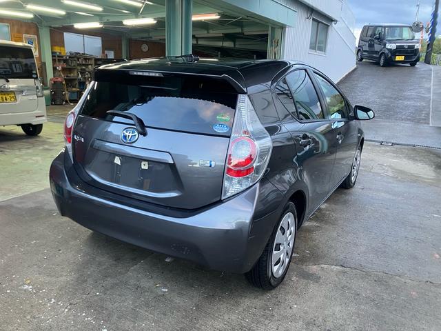 アクア Ｓ　社外ナビ　ＴＶ　ＥＴＣ　スマートキー（6枚目）