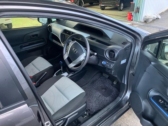 アクア Ｓ　社外ナビ　ＴＶ　ＥＴＣ　スマートキー（10枚目）