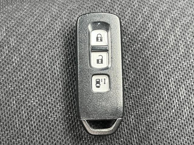 Ｎ－ＢＯＸカスタム Ｇ・Ｌパッケージ　左自動ドア　ナビＴＶ　スマートキー　ＨＩＤ　オートスライドドア　スマートキー　プッシュスタート　ＨＤＤナビ　フルセグＴＶ　Ｂｌｕｅｔｏｏｔｈ再生　ＥＴＣ　ＨＩＤヘッドライト　純正アルミ　オートライト　オートエアコン（21枚目）