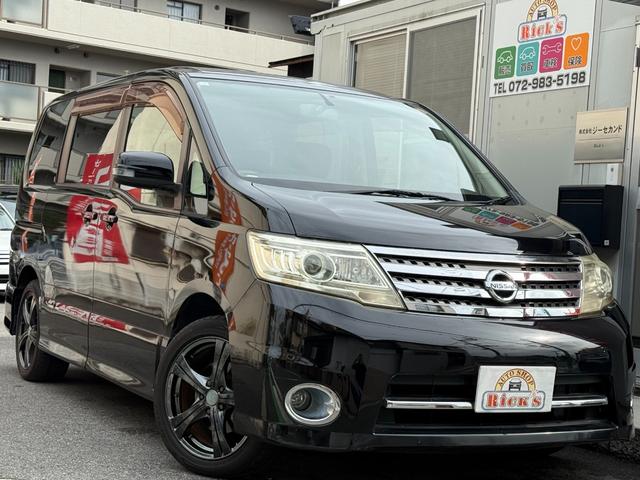 セレナ ハイウェイスター　Ｖセレクション　天井モニター　両側自動　天井モニター　両側パワースライド　ナビ　フルセグＴＶ　バックカメラ　ＢＴ再生　社外テールランプ　スマートキー　社外アルミ　ＨＩＤ　オートライト　オートエアコン　リアエアコン　ＥＴＣ　イージークローズ（5枚目）