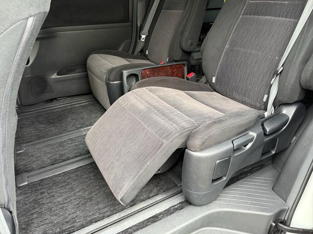 アルファード 240S 天井モニター 両側自動 大型ナビTV BT再生 天井モニター 純正大型ナビ フルセグTV Bluetooth再生 バックカメラ ビルトインETC スマートキー2個 プッシュスタート HID 純正アルミ コーナーセンサー オートライト Wエアコン(13枚目)