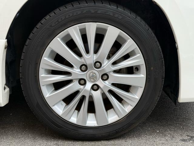 アルファード 240S 天井モニター 両側自動 大型ナビTV BT再生 天井モニター 純正大型ナビ フルセグTV Bluetooth再生 バックカメラ ビルトインETC スマートキー2個 プッシュスタート HID 純正アルミ コーナーセンサー オートライト Wエアコン(30枚目)