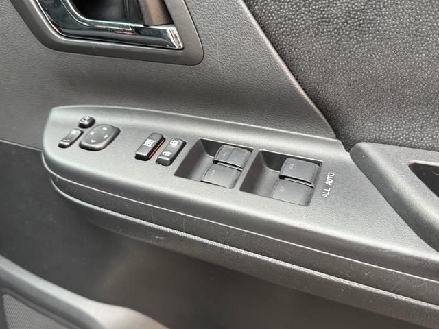 アルファード 240S 天井モニター 両側自動 大型ナビTV BT再生 天井モニター 純正大型ナビ フルセグTV Bluetooth再生 バックカメラ ビルトインETC スマートキー2個 プッシュスタート HID 純正アルミ コーナーセンサー オートライト Wエアコン(37枚目)