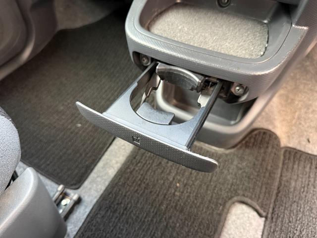 デリカD:2 S ナビTV ETC 両側自動 HID アルミ フルエアロ 両側パワースライド スマートキー フルエアロ ナビ 地デジ DVD再生 ETC HIDヘッドライト 純正アルミ オートライト オートエアコン(31枚目)