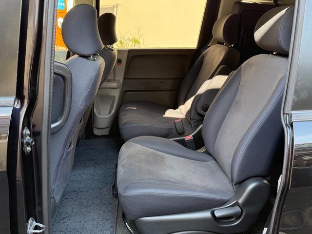 フリード G ジャストセレクション パワースライドドア スマートキー パワースライドドア スマートキー 純正ナビ TV バックカメラ ETC HIDヘッドライト モデューロアルミ オートライト オートエアコン ミラーウィンカー ウォークスルー 2列目キャプテンシート(12枚目)