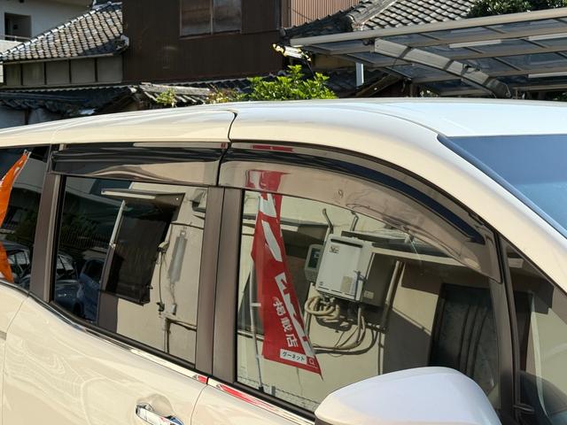 エスクァイア Gi 両側自動 ナビTV Bカメ BT再生 スマートキー 両側パワースライドドア スマートキー プッシュスタート 合皮レザーシート シートヒーター クルコン ナビ フルセグTV バックカメラ BT再生 ETC オートハイビーム LEDヘッドライト 社外アルミ(27枚目)