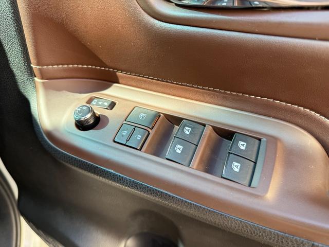 エスクァイア Gi 両側自動 ナビTV Bカメ BT再生 スマートキー 両側パワースライドドア スマートキー プッシュスタート 合皮レザーシート シートヒーター クルコン ナビ フルセグTV バックカメラ BT再生 ETC オートハイビーム LEDヘッドライト 社外アルミ(39枚目)