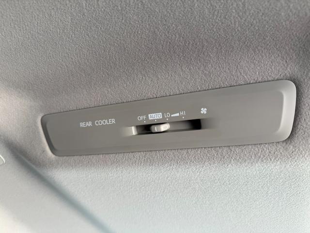 エスクァイア Gi 両側自動 ナビTV Bカメ BT再生 スマートキー 両側パワースライドドア スマートキー プッシュスタート 合皮レザーシート シートヒーター クルコン ナビ フルセグTV バックカメラ BT再生 ETC オートハイビーム LEDヘッドライト 社外アルミ(40枚目)