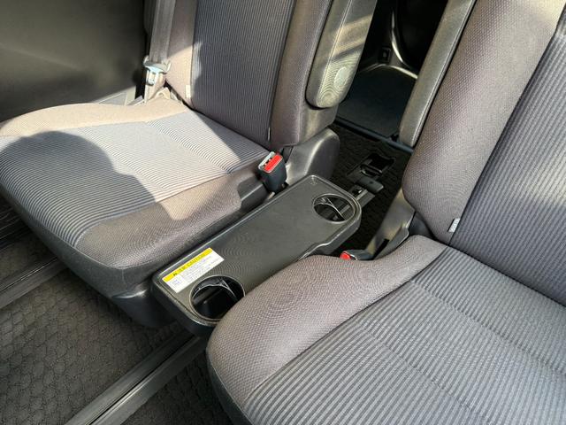 ヴォクシー X 天井モニター 両側自動 ナビTV BT再生 Bカメ AW 天井モニター 両側パワースライドドア スマートキー プッシュスタート 純正ナビ フルセグTV バックカメラ Bluetooth再生 アイドリングストップ ビルトインETC オートライト オートエアコン(13枚目)