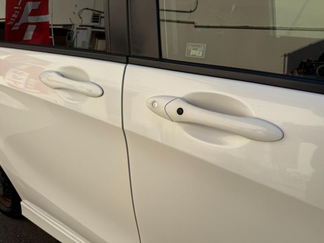 フリードハイブリッド ハイブリッド 後席モニター 両側自動 ナビTV BT再生 両側パワースライドドア スマートキー 純正ナビ フルセグTV バックカメラ Bluetooth再生 ETC HID クルーズコントロール 後席モニター オートライト オートエアコン ドラレコ(28枚目)