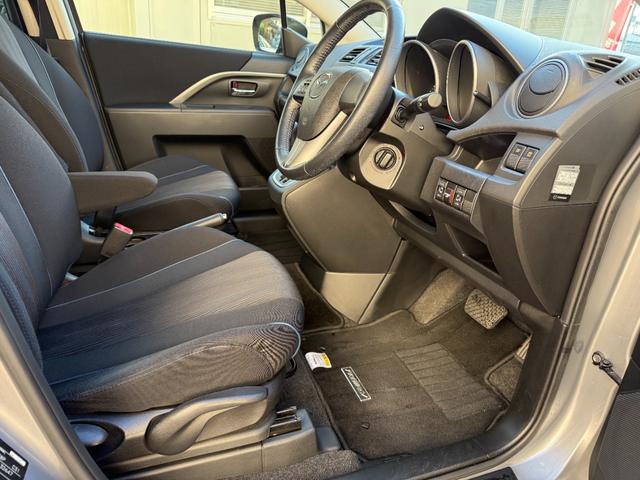 プレマシー ２０Ｓ　両側自動　ナビＴＶ　ＥＴＣ　ＨＩＤ　ＢＴ再生　Ｂカメ　両側パワースライドドア　スマートキー２個　アイドリングストップ　純正ナビ　フルセグＴＶ　バックカメラ　Ｂｌｕｅｔｏｏｔｈ再生　ＨＩＤヘッドライト　純正アルミ　ＥＴＣ（16枚目）