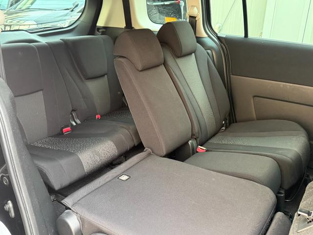 プレマシー ２０ＣＳ　天井モニター　両側自動　スマートキー　ＨＩＤ　天井モニター　両側パワースライドドア　スマートキー　ＨＩＤ　アルミ　純正ナビ　フルセグＴＶ　バックカメラ　Ｂｌｕｅｔｏｏｔｈ再生　オートライト　オートエアコン　ＥＴＣ（16枚目）