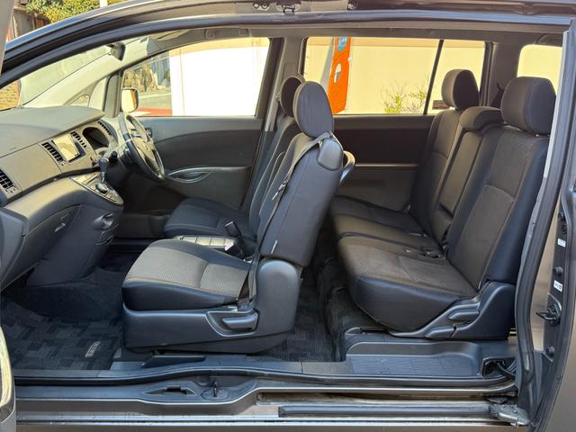 アイシス プラタナリミテッド 両側自動 スマートキー ETC HID 両側パワースライドドア スマートキー ナビ フルセグTV バックカメラ Bluetooth再生 ビルトインETC HID 純正アルミ パドルシフト オートライト オートエアコン ドライブレコーダー(13枚目)