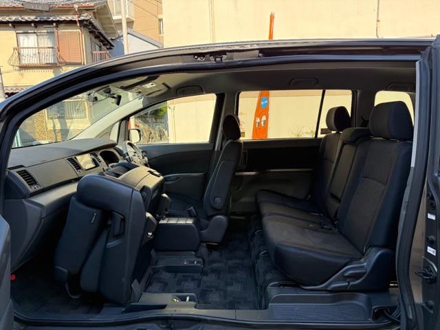 アイシス プラタナリミテッド 両側自動 スマートキー ETC HID 両側パワースライドドア スマートキー ナビ フルセグTV バックカメラ Bluetooth再生 ビルトインETC HID 純正アルミ パドルシフト オートライト オートエアコン ドライブレコーダー(14枚目)