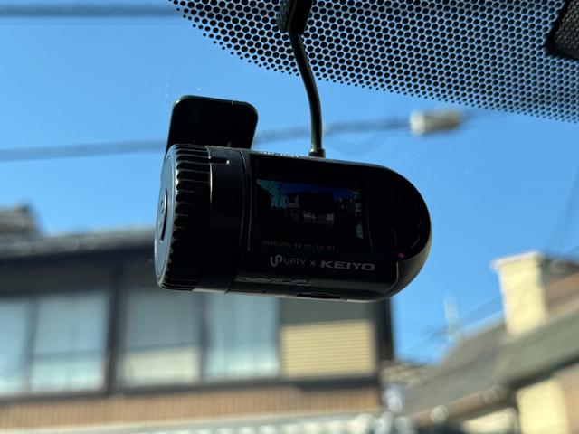 アイシス プラタナリミテッド 両側自動 スマートキー ETC HID 両側パワースライドドア スマートキー ナビ フルセグTV バックカメラ Bluetooth再生 ビルトインETC HID 純正アルミ パドルシフト オートライト オートエアコン ドライブレコーダー(24枚目)