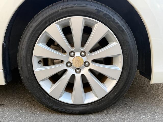 レガシィツーリングワゴン ２．５ｉアイサイト　純正ナビ　バックカメラ　衝突被害軽減　純正ナビ　バックカメラ　スマートキー２個　ＨＩＤ　純正アルミ　衝突被害軽減　オートライト　オートエアコン　アダクティブクルーズ　パドルシフト　オートライト　オートエアコン　ＥＴＣ　パワーシート（27枚目）